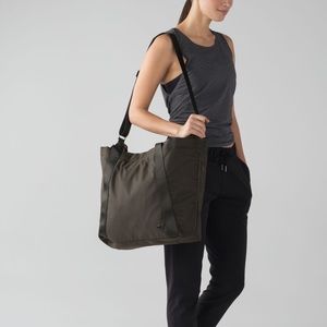 Lululemon carry the day gym bag in dark olive